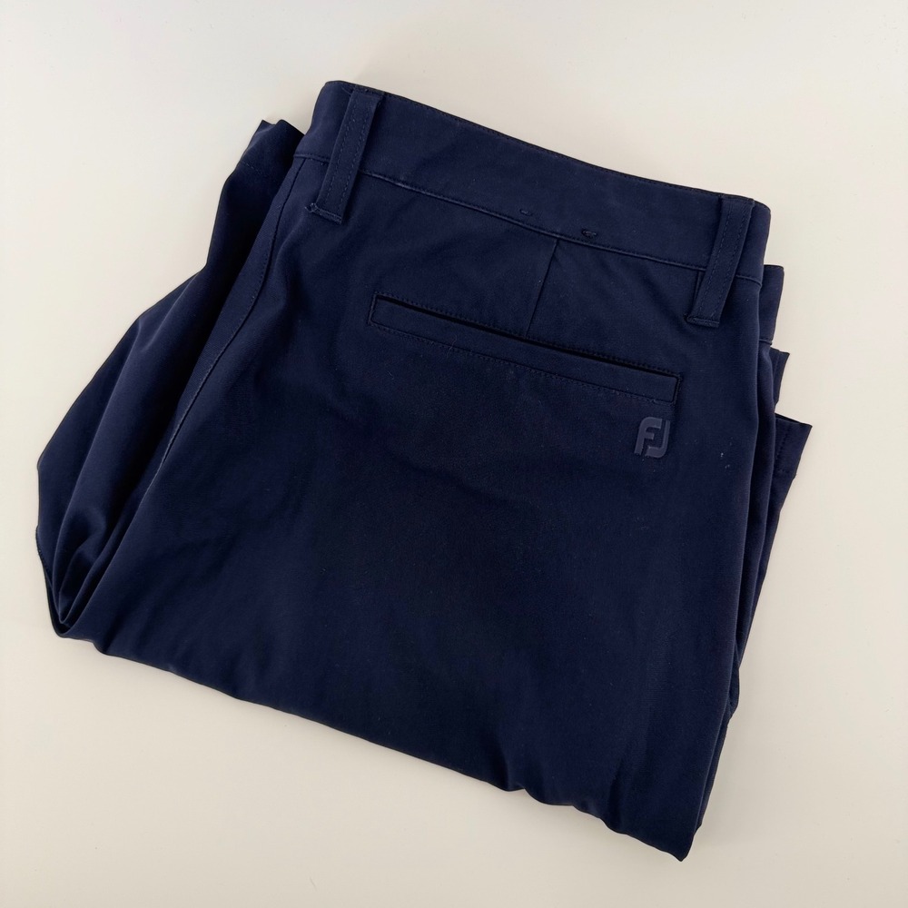 FootJoy Performance Golf Shorts Navy Blue Flat Front Activewear Size 36 Mens